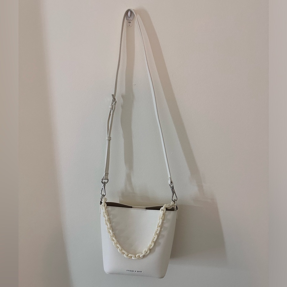 Charles & Keith white bucket bag with 2 removable handles